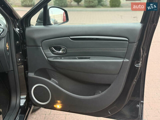 Черный Рено Гранд Сценик, объемом двигателя 1.6 л и пробегом 213 тыс. км за 8250 $, фото 40 на Automoto.ua