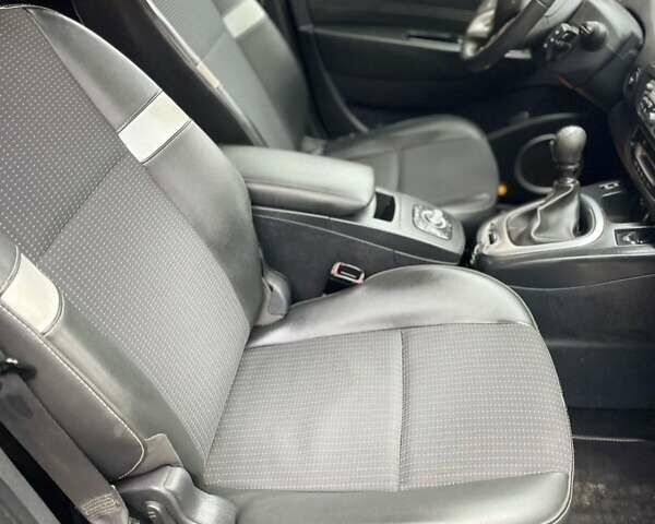 Черный Рено Гранд Сценик, объемом двигателя 1.87 л и пробегом 293 тыс. км за 7200 $, фото 22 на Automoto.ua