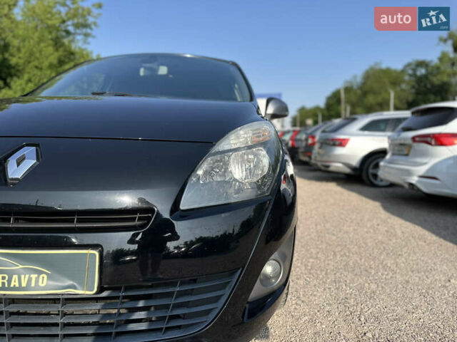 Чорний Рено Гранд Сценік, об'ємом двигуна 1.6 л та пробігом 198 тис. км за 7500 $, фото 2 на Automoto.ua
