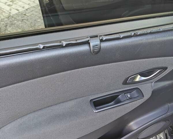 Черный Рено Гранд Сценик, объемом двигателя 1.5 л и пробегом 292 тыс. км за 5999 $, фото 53 на Automoto.ua