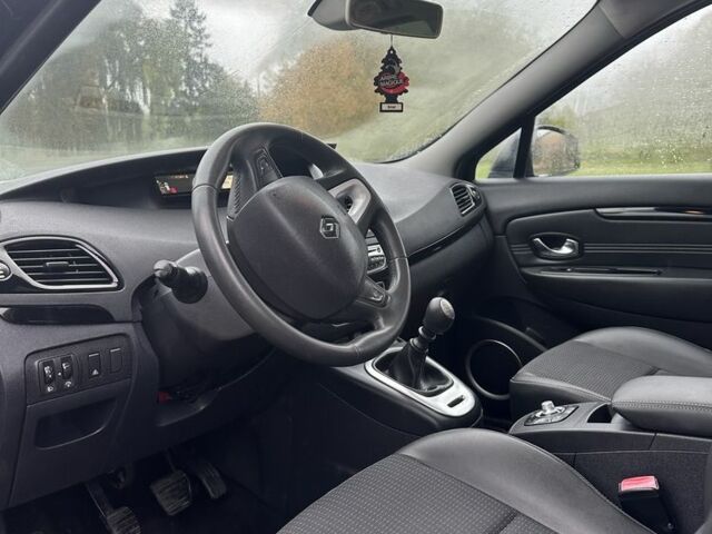 Черный Рено Гранд Сценик, объемом двигателя 1.4 л и пробегом 242 тыс. км за 6600 $, фото 4 на Automoto.ua