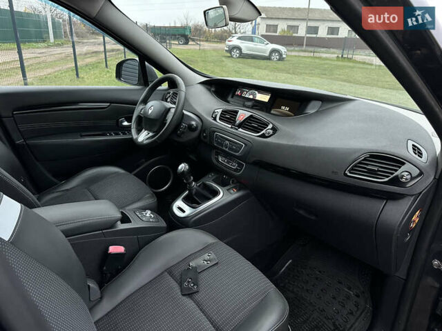 Черный Рено Гранд Сценик, объемом двигателя 1.6 л и пробегом 174 тыс. км за 7450 $, фото 39 на Automoto.ua