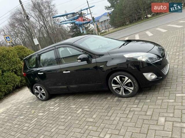 Чорний Рено Гранд Сценік, об'ємом двигуна 1.9 л та пробігом 270 тис. км за 7555 $, фото 1 на Automoto.ua