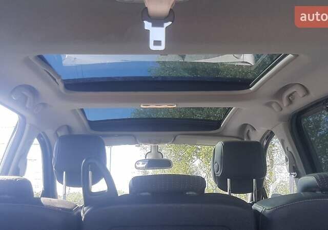 Рено Гранд Сценик 2011 в Харькове на Automoto.ua Черный Рено Гранд Сценик, объемом двигателя 1.4 л и пробегом 260 тыс. км за 9900 $, фото 10 на Automoto.ua