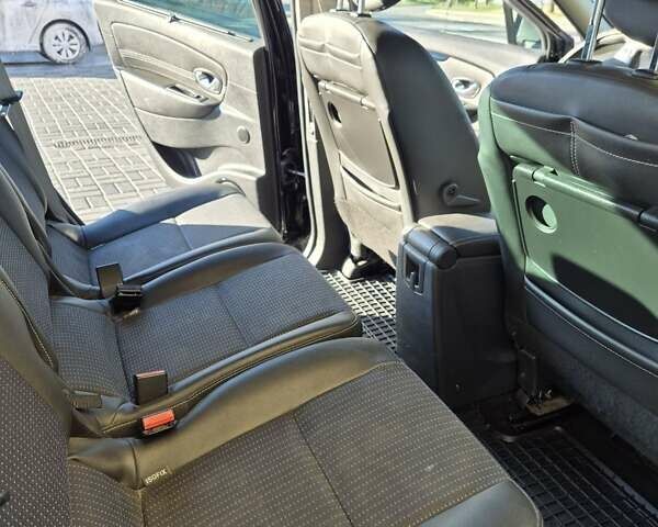 Черный Рено Гранд Сценик, объемом двигателя 1.87 л и пробегом 360 тыс. км за 7500 $, фото 10 на Automoto.ua