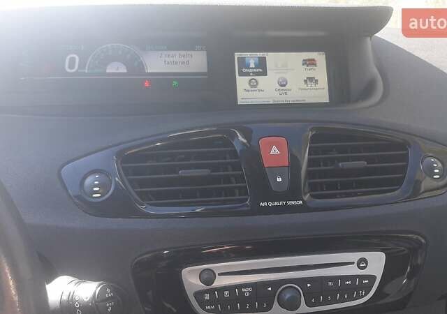 Рено Гранд Сценик 2011 в Харькове на Automoto.ua Черный Рено Гранд Сценик, объемом двигателя 1.4 л и пробегом 260 тыс. км за 9900 $, фото 3 на Automoto.ua