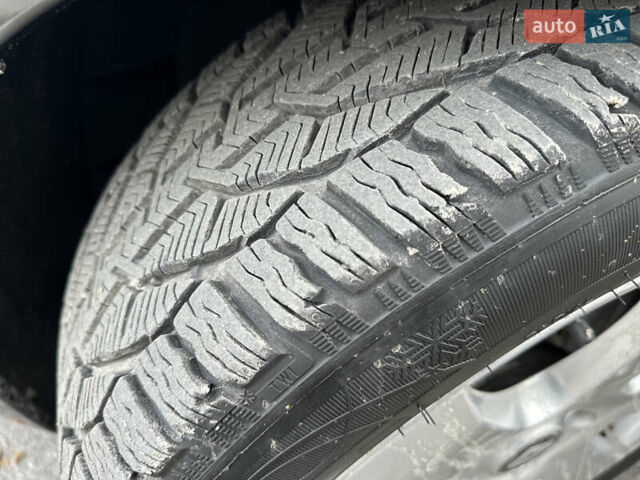 Черный Рено Гранд Сценик, объемом двигателя 2 л и пробегом 232 тыс. км за 8500 $, фото 17 на Automoto.ua