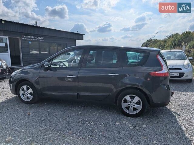 Чорний Рено Гранд Сценік, об'ємом двигуна 1.5 л та пробігом 239 тис. км за 7450 $, фото 17 на Automoto.ua