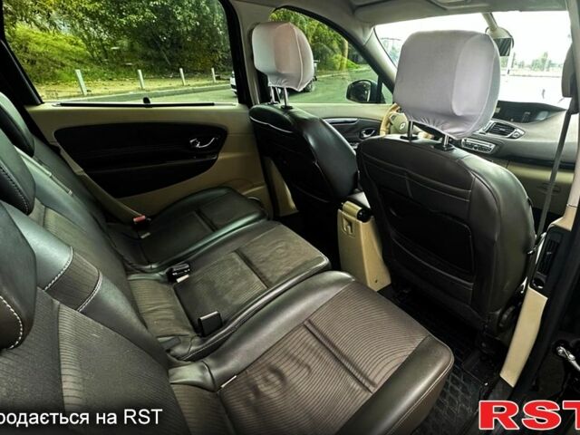 Черный Рено Гранд Сценик, объемом двигателя 1.6 л и пробегом 244 тыс. км за 8200 $, фото 11 на Automoto.ua