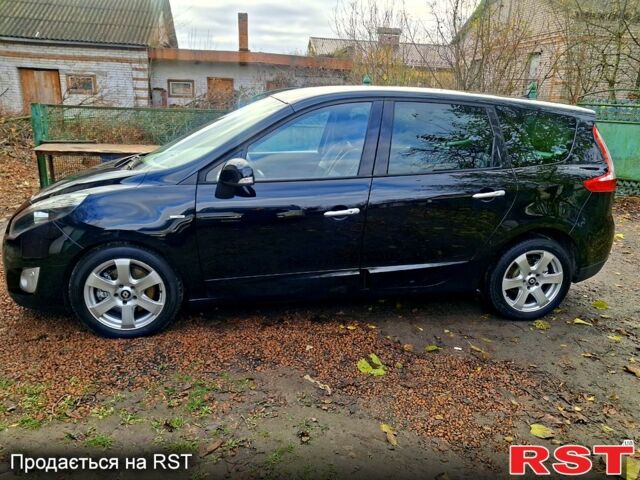 Черный Рено Гранд Сценик, объемом двигателя 2 л и пробегом 224 тыс. км за 8999 $, фото 3 на Automoto.ua