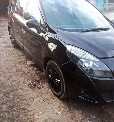 Рено Гранд Сценик 2011 в Киеве на Automoto.ua Черный Рено Гранд Сценик, объемом двигателя 1.5 л и пробегом 378 тыс. км за 6200 $, фото 8 на Automoto.ua