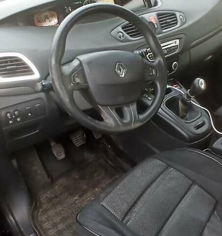 Рено Гранд Сценик 2011 в Киеве на Automoto.ua Черный Рено Гранд Сценик, объемом двигателя 1.5 л и пробегом 378 тыс. км за 6200 $, фото 4 на Automoto.ua