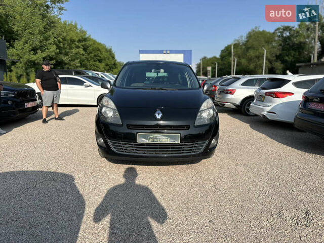 Чорний Рено Гранд Сценік, об'ємом двигуна 1.6 л та пробігом 198 тис. км за 7500 $, фото 2 на Automoto.ua