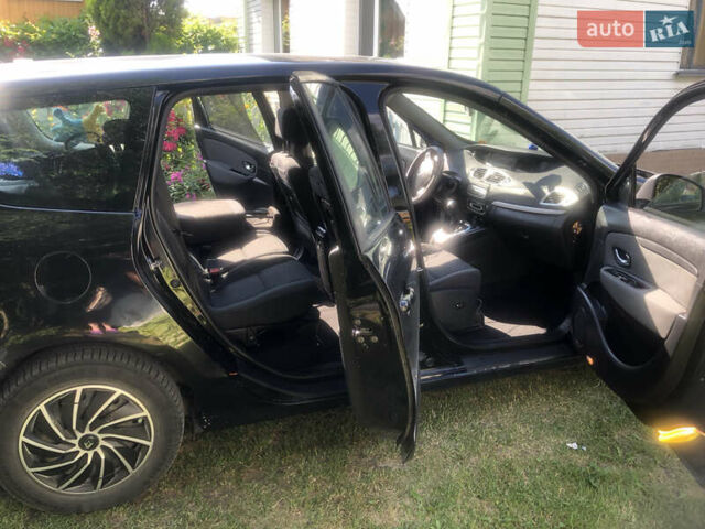 Черный Рено Гранд Сценик, объемом двигателя 1.6 л и пробегом 155 тыс. км за 7500 $, фото 3 на Automoto.ua