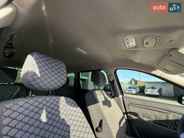 Черный Рено Гранд Сценик, объемом двигателя 1.5 л и пробегом 333 тыс. км за 6100 $, фото 14 на Automoto.ua