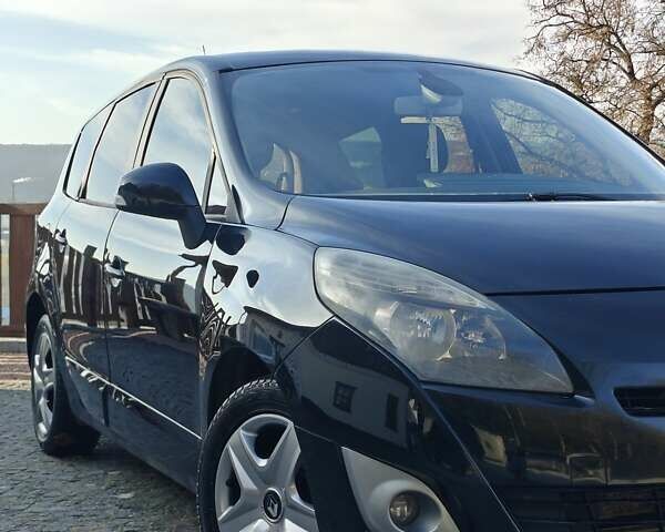 Черный Рено Гранд Сценик, объемом двигателя 1.5 л и пробегом 292 тыс. км за 5999 $, фото 20 на Automoto.ua