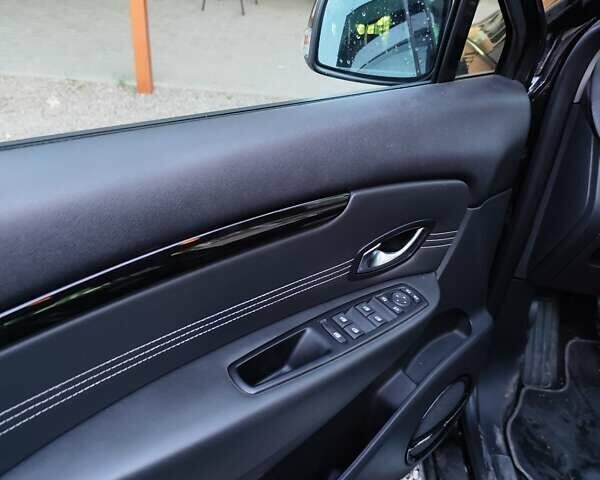 Чорний Рено Гранд Сценік, об'ємом двигуна 1.6 л та пробігом 250 тис. км за 7200 $, фото 1 на Automoto.ua