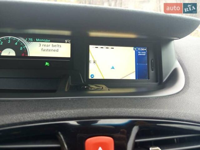 Черный Рено Гранд Сценик, объемом двигателя 1.9 л и пробегом 275 тыс. км за 7400 $, фото 39 на Automoto.ua