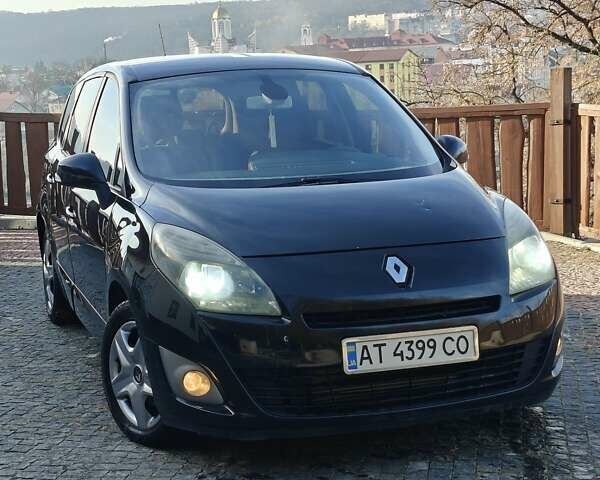 Черный Рено Гранд Сценик, объемом двигателя 1.5 л и пробегом 292 тыс. км за 5999 $, фото 12 на Automoto.ua