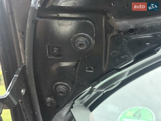 Черный Рено Гранд Сценик, объемом двигателя 1.6 л и пробегом 213 тыс. км за 8250 $, фото 55 на Automoto.ua