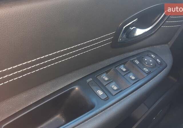 Рено Гранд Сценик 2011 в Харькове на Automoto.ua Черный Рено Гранд Сценик, объемом двигателя 1.4 л и пробегом 260 тыс. км за 9900 $, фото 8 на Automoto.ua