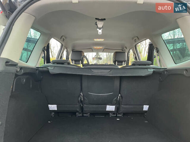 Черный Рено Гранд Сценик, объемом двигателя 1.5 л и пробегом 235 тыс. км за 7999 $, фото 13 на Automoto.ua