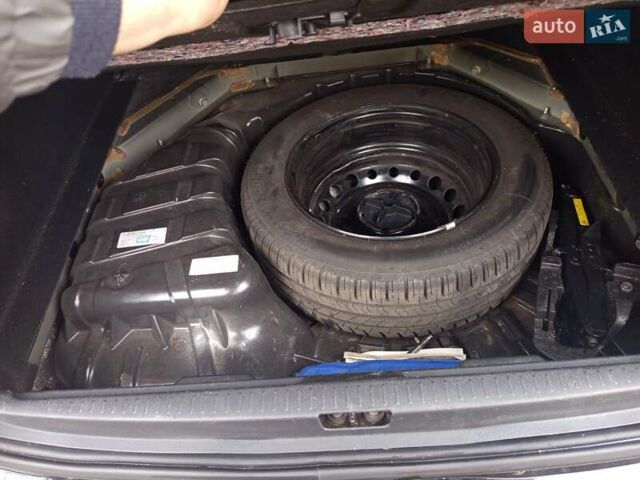 Черный Рено Гранд Сценик, объемом двигателя 1.9 л и пробегом 275 тыс. км за 7400 $, фото 34 на Automoto.ua