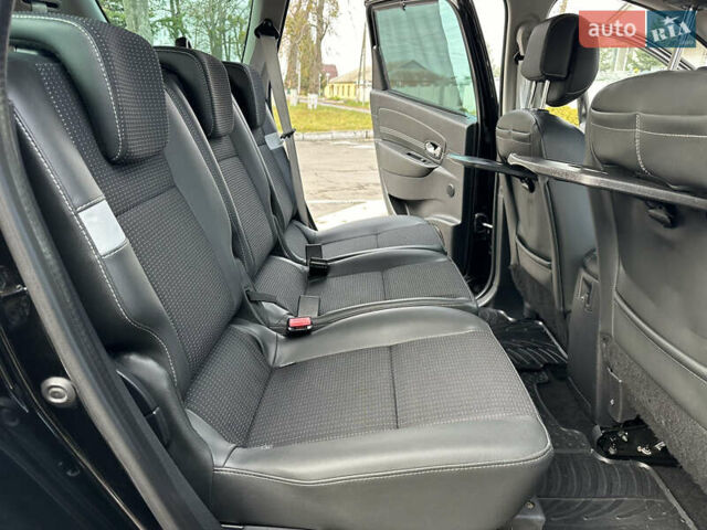 Черный Рено Гранд Сценик, объемом двигателя 2 л и пробегом 232 тыс. км за 8500 $, фото 51 на Automoto.ua