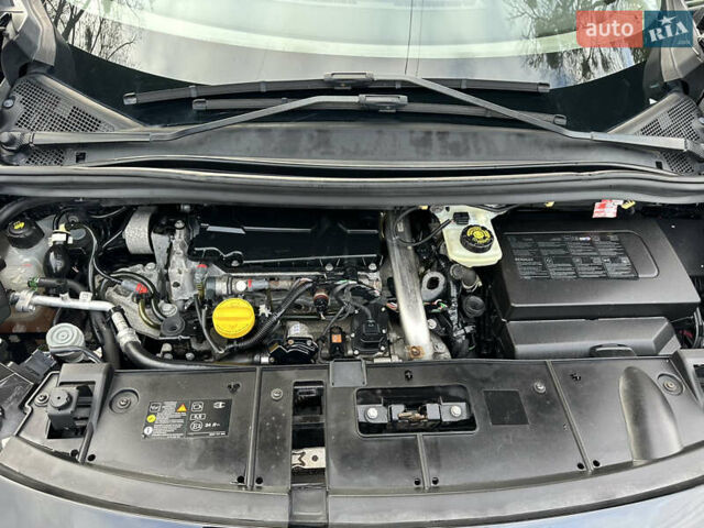 Черный Рено Гранд Сценик, объемом двигателя 2 л и пробегом 232 тыс. км за 8500 $, фото 65 на Automoto.ua