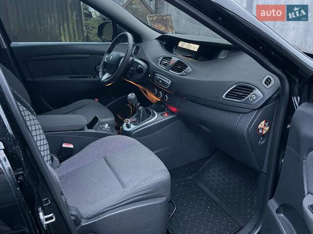 Чорний Рено Гранд Сценік, об'ємом двигуна 1.5 л та пробігом 334 тис. км за 6200 $, фото 13 на Automoto.ua