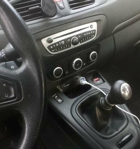 Рено Гранд Сценик 2011 в Киеве на Automoto.ua Черный Рено Гранд Сценик, объемом двигателя 1.5 л и пробегом 378 тыс. км за 6200 $, фото 1 на Automoto.ua