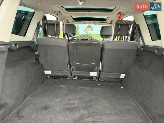 Черный Рено Гранд Сценик, объемом двигателя 1.46 л и пробегом 235 тыс. км за 6550 $, фото 34 на Automoto.ua