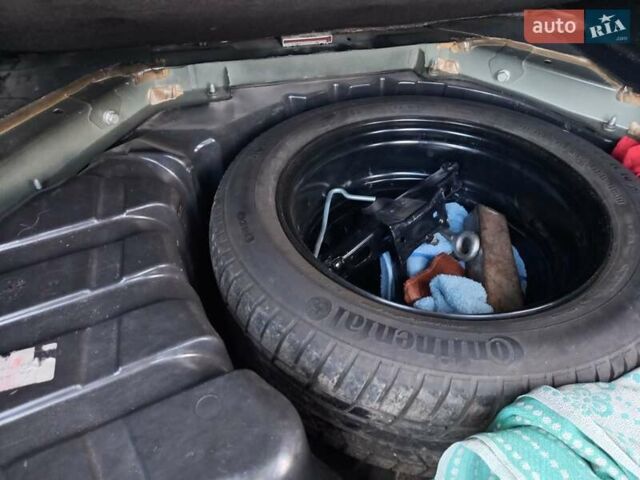 Черный Рено Гранд Сценик, объемом двигателя 1.6 л и пробегом 280 тыс. км за 7700 $, фото 22 на Automoto.ua