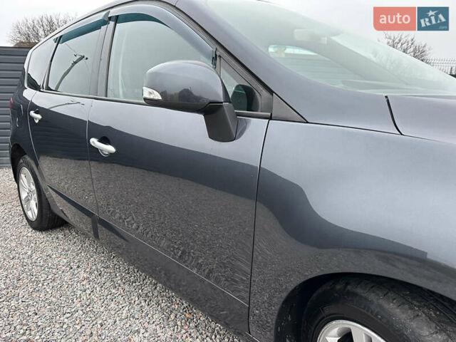 Черный Рено Гранд Сценик, объемом двигателя 1.6 л и пробегом 174 тыс. км за 7450 $, фото 14 на Automoto.ua