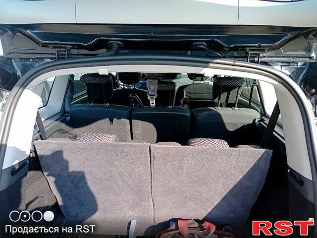 Черный Рено Гранд Сценик, объемом двигателя 16 л и пробегом 220 тыс. км за 7300 $, фото 7 на Automoto.ua