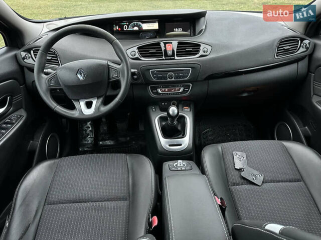 Черный Рено Гранд Сценик, объемом двигателя 1.6 л и пробегом 174 тыс. км за 7450 $, фото 35 на Automoto.ua