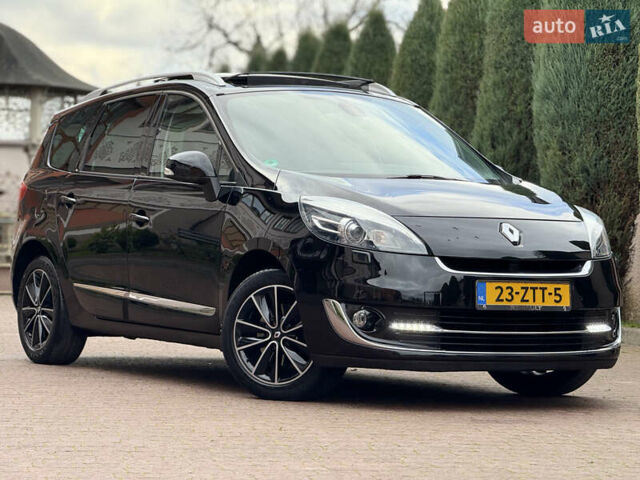 Черный Рено Гранд Сценик, объемом двигателя 2.01 л и пробегом 216 тыс. км за 9800 $, фото 8 на Automoto.ua