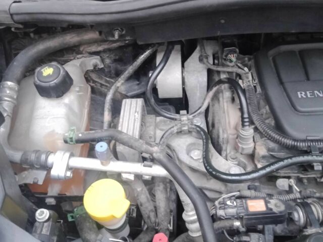 Чорний Рено Гранд Сценік, об'ємом двигуна 1.6 л та пробігом 168 тис. км за 9500 $, фото 9 на Automoto.ua