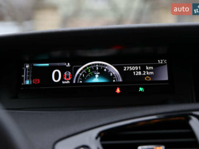 Черный Рено Гранд Сценик, объемом двигателя 1.6 л и пробегом 275 тыс. км за 8500 $, фото 17 на Automoto.ua