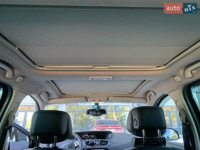 Чорний Рено Гранд Сценік, об'ємом двигуна 1.6 л та пробігом 264 тис. км за 8600 $, фото 28 на Automoto.ua