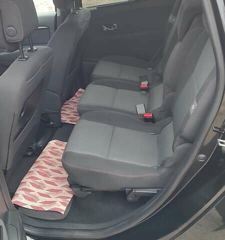 Черный Рено Гранд Сценик, объемом двигателя 0 л и пробегом 246 тыс. км за 8950 $, фото 6 на Automoto.ua