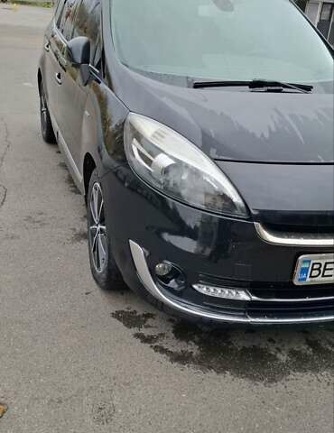 Черный Рено Гранд Сценик, объемом двигателя 1.46 л и пробегом 245 тыс. км за 8500 $, фото 29 на Automoto.ua