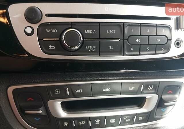 Черный Рено Гранд Сценик, объемом двигателя 1.6 л и пробегом 264 тыс. км за 8000 $, фото 5 на Automoto.ua