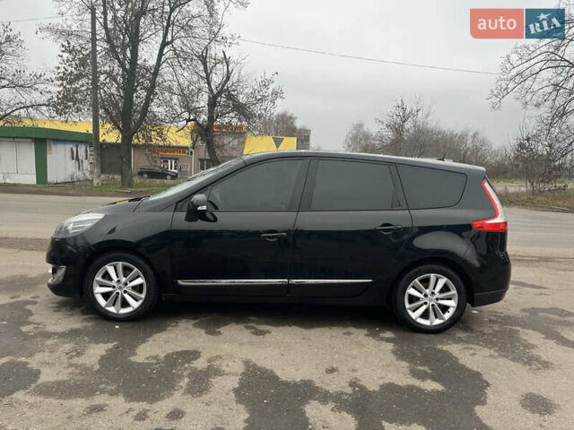 Черный Рено Гранд Сценик, объемом двигателя 1.5 л и пробегом 248 тыс. км за 9000 $, фото 34 на Automoto.ua