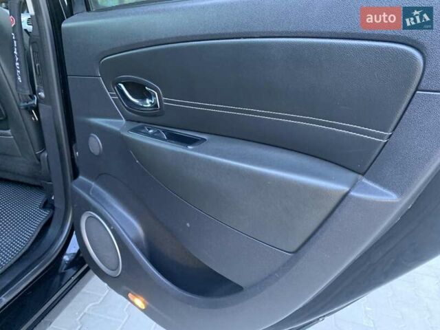 Чорний Рено Гранд Сценік, об'ємом двигуна 1.6 л та пробігом 264 тис. км за 8600 $, фото 19 на Automoto.ua