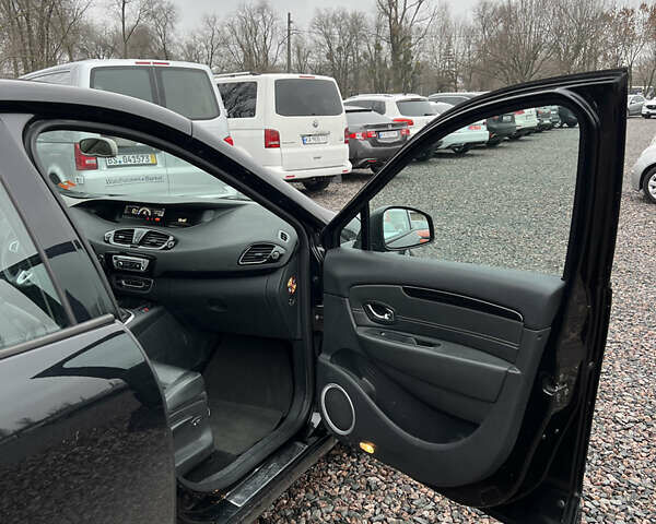 Черный Рено Гранд Сценик, объемом двигателя 0 л и пробегом 233 тыс. км за 8800 $, фото 13 на Automoto.ua