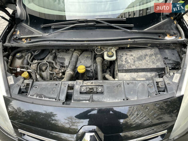 Черный Рено Гранд Сценик, объемом двигателя 1.5 л и пробегом 314 тыс. км за 8000 $, фото 19 на Automoto.ua