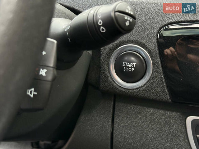 Черный Рено Гранд Сценик, объемом двигателя 2.01 л и пробегом 216 тыс. км за 9800 $, фото 60 на Automoto.ua