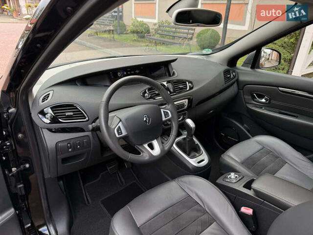 Черный Рено Гранд Сценик, объемом двигателя 2.01 л и пробегом 216 тыс. км за 9800 $, фото 46 на Automoto.ua