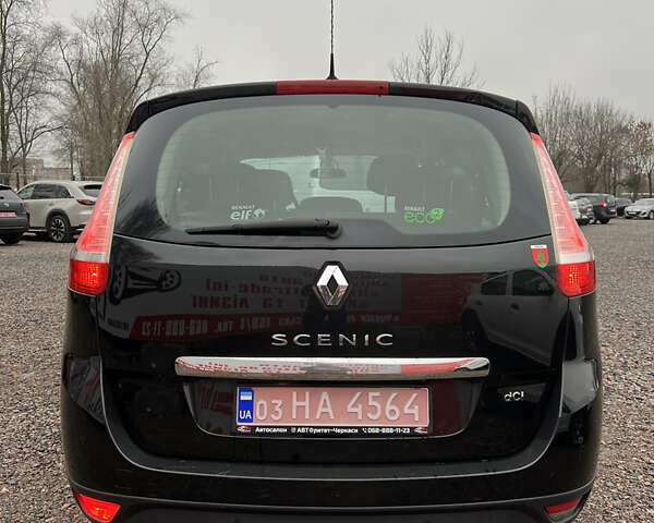 Черный Рено Гранд Сценик, объемом двигателя 0 л и пробегом 233 тыс. км за 8800 $, фото 3 на Automoto.ua